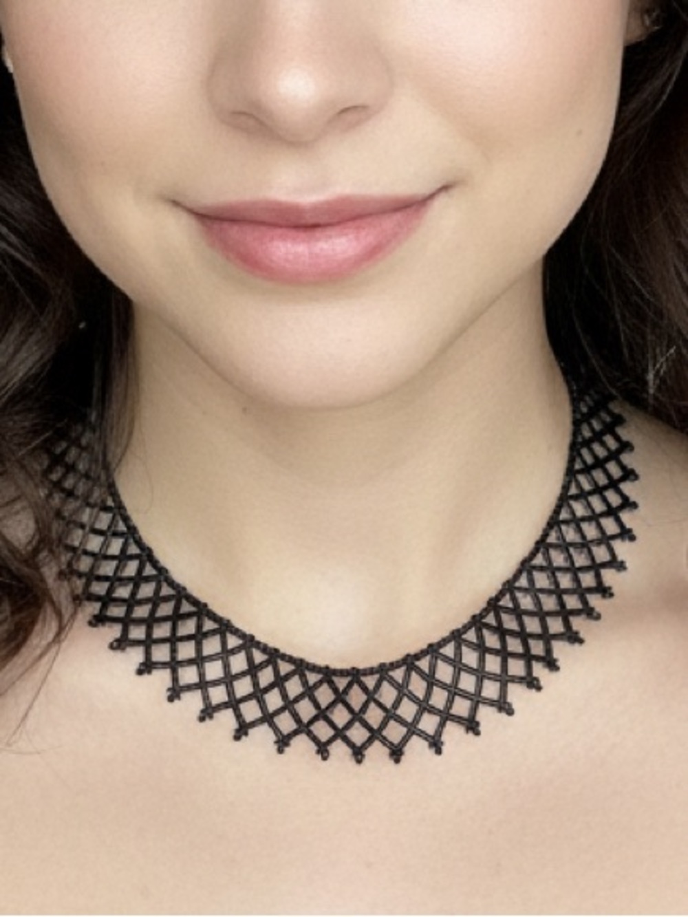 Black Beaded Choker • Lattice Statement Necklace • Adjustable - Picture 1 of 4